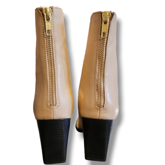 Block heeled ankle boots - Picture 3 of 8